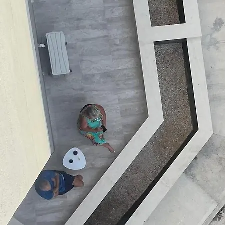 Luxurious One Bedroom By The Close To St Julians * Baħar iċ-Ċagħaq