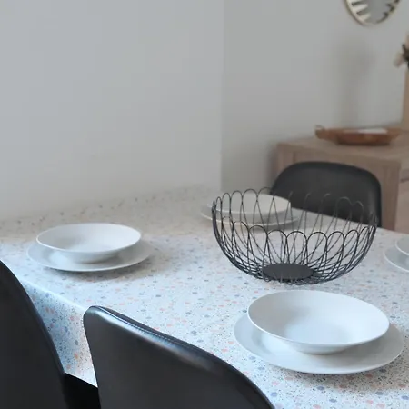 Luxurious One Bedroom By The Close To St Julians