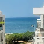 Luxurious One Bedroom By The Close To St Julians Apartment Bahar ic-Caghaq