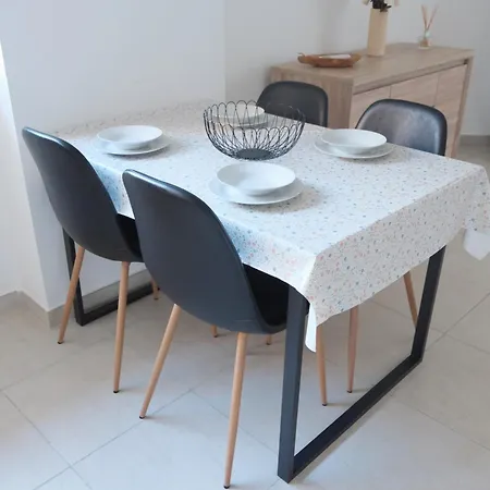 Apartament Luxurious One Bedroom By The Close To St Julians *